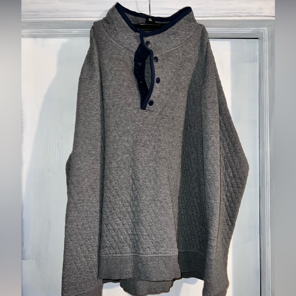 Quilted pullover
